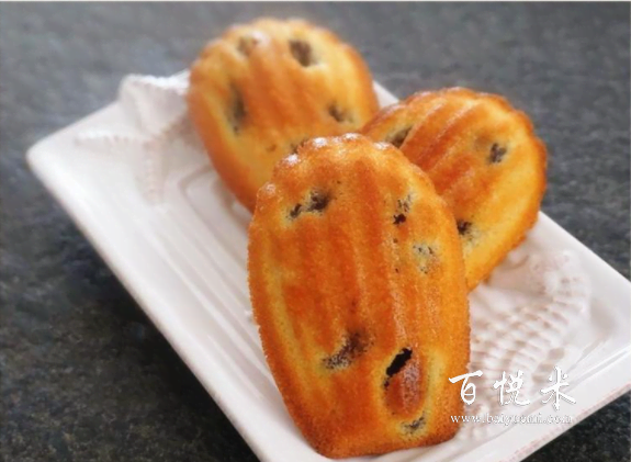 手把手教你做西式茶點(diǎn)蛋糕：蘭姆葡萄·瑪?shù)律彽案猓銡馐?></div>
<h5>手把手教你做西式茶點(diǎn)蛋糕：蘭姆葡萄·瑪?shù)律彽案?，香氣十?/h5>
<p class=